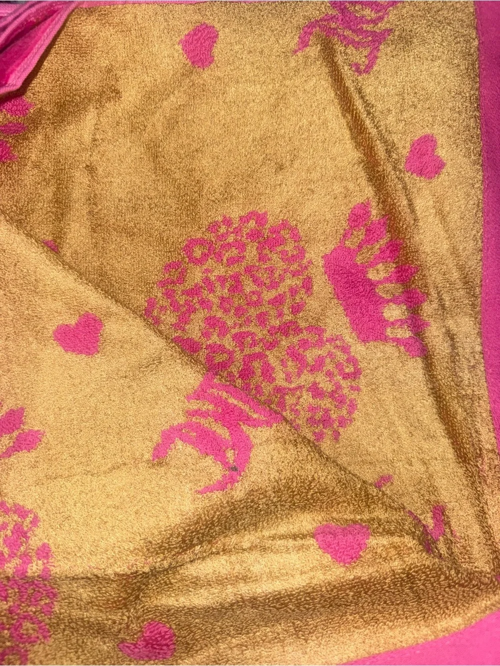 Juicy Couture Hot Pink Towels with Gold Accents